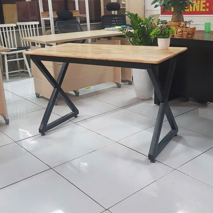 Hình ảnh thực tế Bàn Chân Sắt Chữ X-1m2-HN10