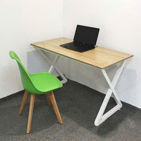 Hình ảnh thực tế Bàn Chân Sắt Chữ Z 1m2-HN12