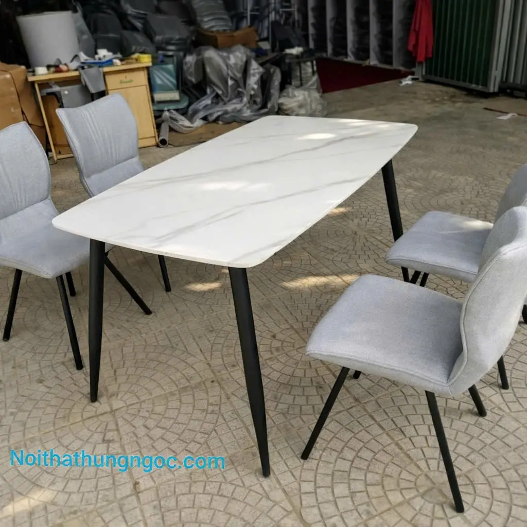 Hình ảnh thực tế Bộ Bàn Ăn Mặt Đá 4 Ghế Wizen-HN708