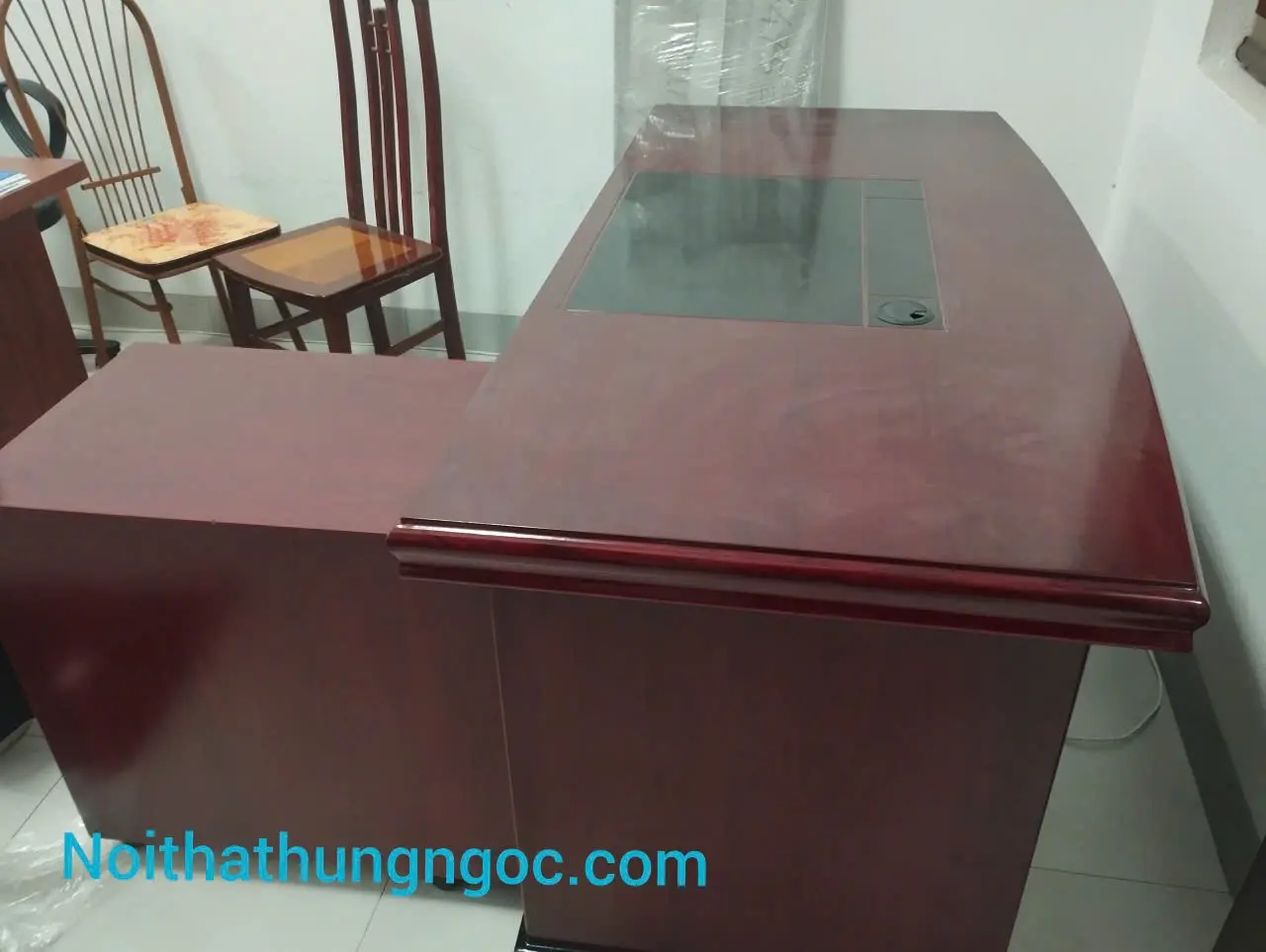 Ảnh thực tế Tủ Phụ Di Động Sơn PU Màu Cánh Gián - HN319